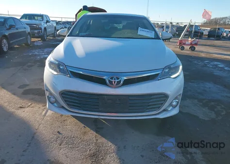 2015 Toyota Avalon Limited z USA, uszkodzony, nr VIN 4T1BK1EB8FU152818